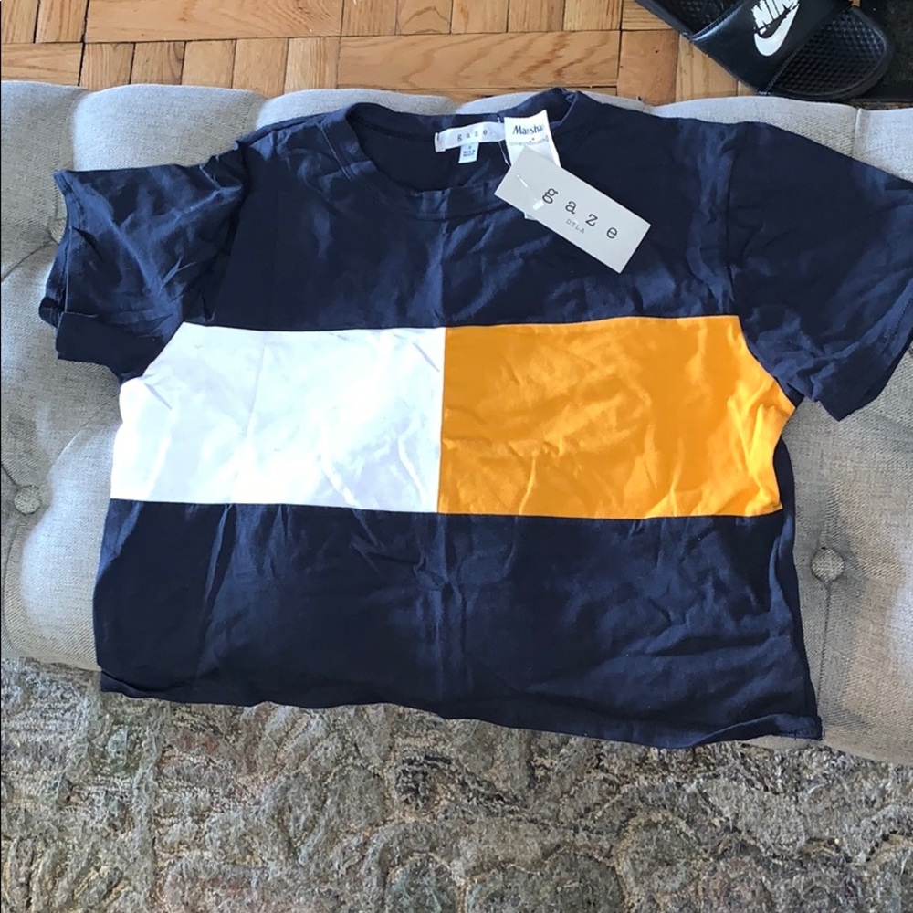 Gaze Crop Top